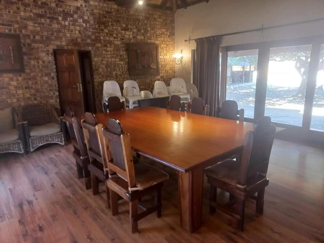 Khaya Africa Lodge *